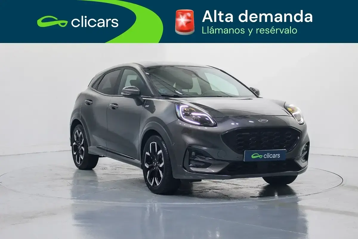 Usado Ford Puma ST-Line X 125 CV (91 kW) 2023 Gris / plata SUV