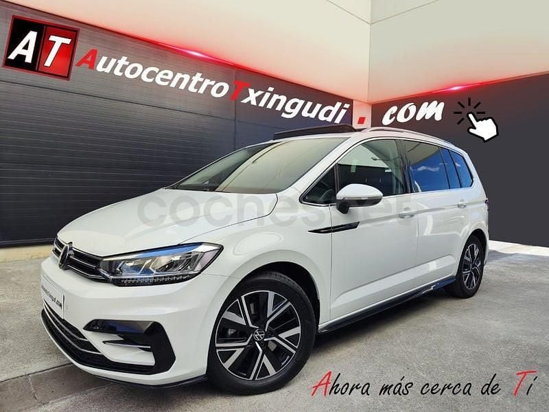 Usado VW Touran R-line 150 CV (110 kW) 2021 Blanco Monovolumen