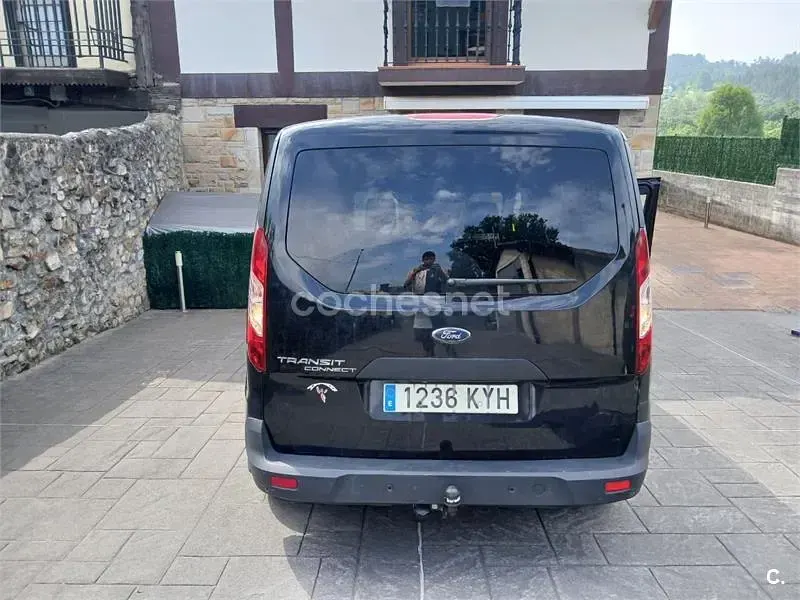 Usado Ford Transit Connect Trend 120 CV (88 kW) 2017 Negro Monovolumen