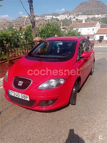 Rojo Usado 2008 Seat Altea XL Style Monovolumen | 6500 € (Precio justo) - Imagen 1/4
