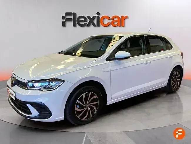Usado VW Polo Life 95 CV (69 kW) 2023 Blanco Utilitario