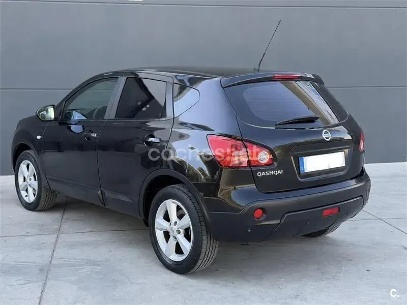 Usado Nissan Qashqai Tekna 140 CV (102 kW) 2008 Negro SUV