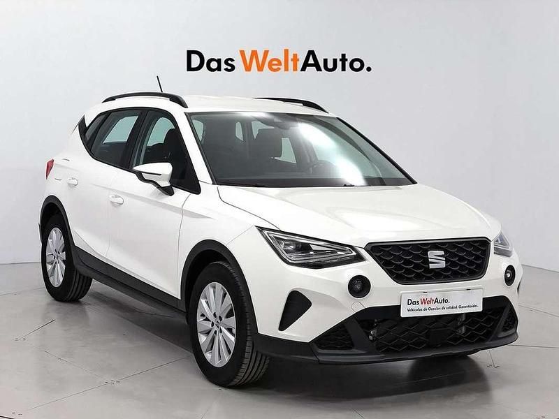 Usado Seat Arona Reference 95 CV (69 kW) 2025 Blanco SUV
