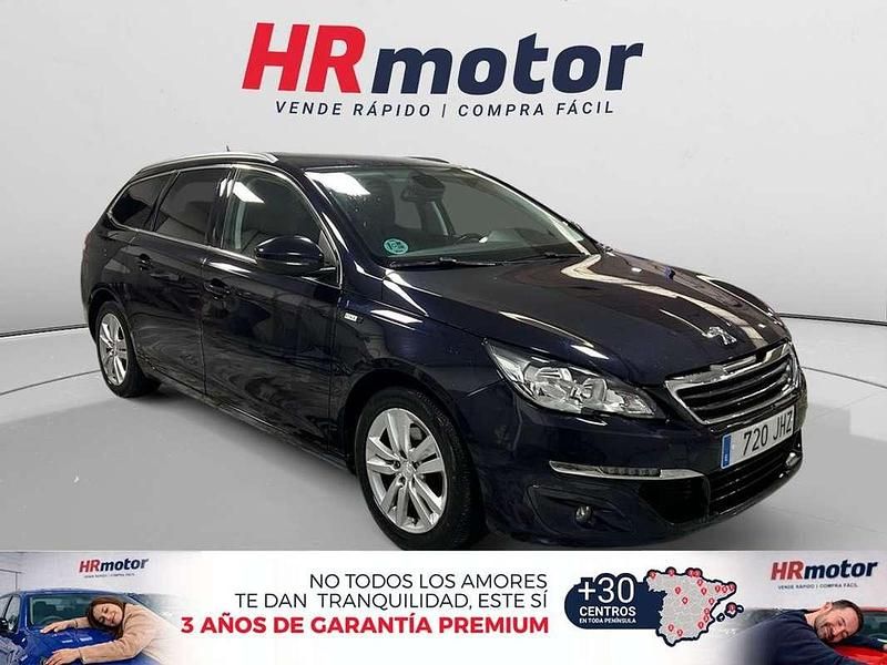 Usado Peugeot 308 SW Style 121 CV (88 kW) 2015 Negro Familiar