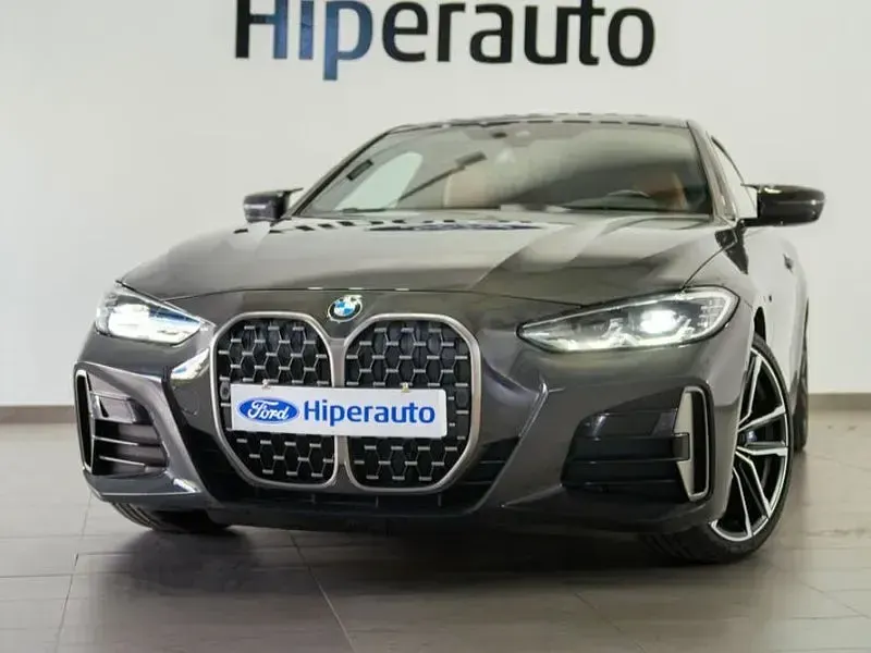 Usado BMW M440 M Sport 374 CV (275 kW) 2021 Gris / plata Coupe