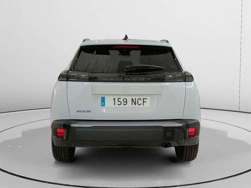 Usado Peugeot 2008 Allure 102 CV (75 kW) 2025 Blanco SUV