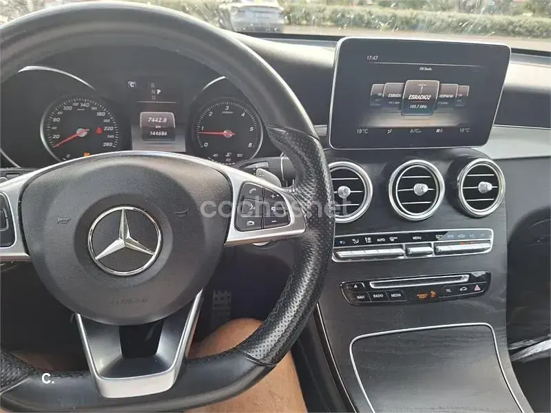 Usado Mercedes GLC220 170 CV (125 kW) 2018 Gris / plata SUV