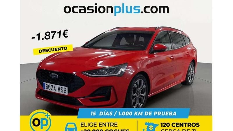 Usado Ford Focus ST-Line 155 CV (114 kW) 2024 Rojo Familiar