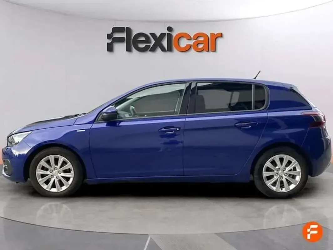 Usado Peugeot 308 SW Allure 131 CV (96 kW) 2020 Azul Familiar
