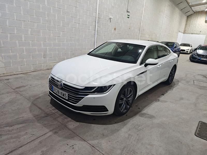 Usado VW Arteon 150 CV (110 kW) 2018 Blanco Berlina