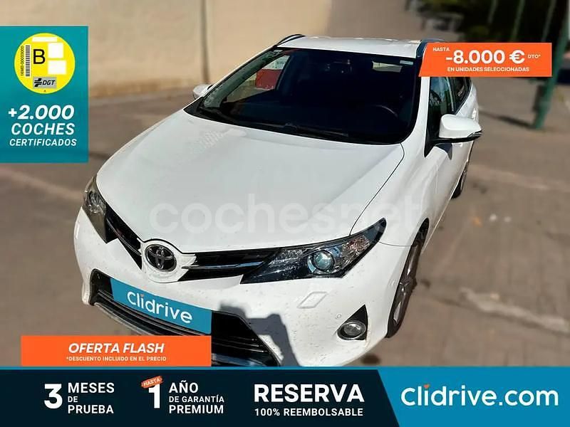 Blanco Usado 2014 Toyota Auris Advance Familiar | 8290 € (Buen precio) - Imagen 1/3