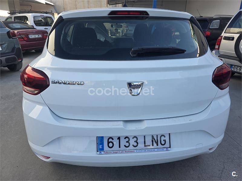 Occasion Dacia Sandero Essentiel 91 PK (66 kW) 2021 Wit Sedan