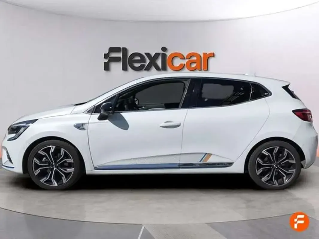 Usado Renault Clio V Initiale 140 CV (102 kW) 2021 Blanco Utilitario