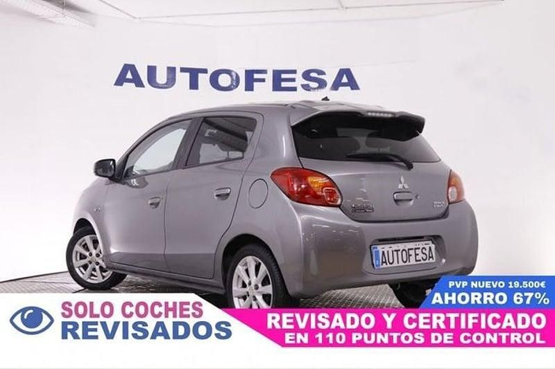 Usado Mitsubishi Space Star Motion 80 CV (58 kW) 2015 Gris / plata Berlina