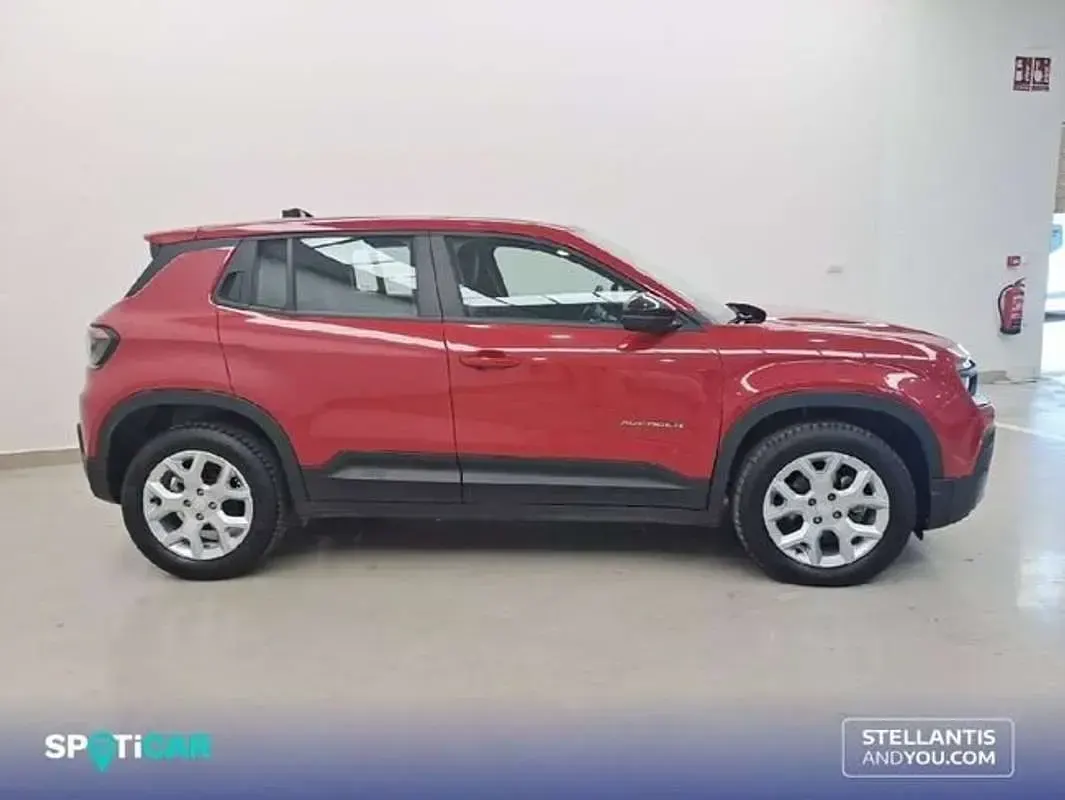 Usado Jeep Avenger Altitude 101 CV (74 kW) 2024 Rojo SUV