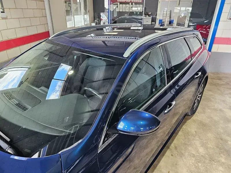 Usado Renault Talisman Business 120 CV (88 kW) 2020 Azul Familiar