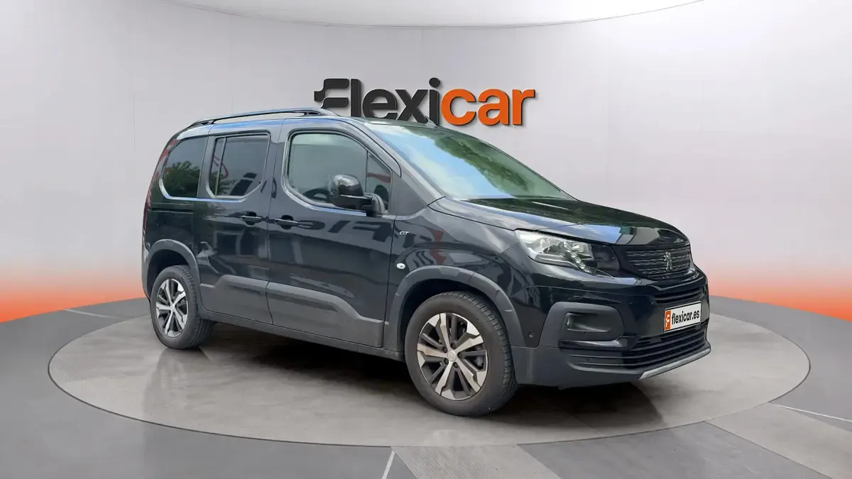 Usado Peugeot Rifter GT 131 CV (96 kW) 2021 Monovolumen