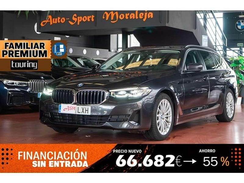 Gris Usado 2022 BMW 520 Sport Line Familiar | 27.400 € - Imagen 1/4
