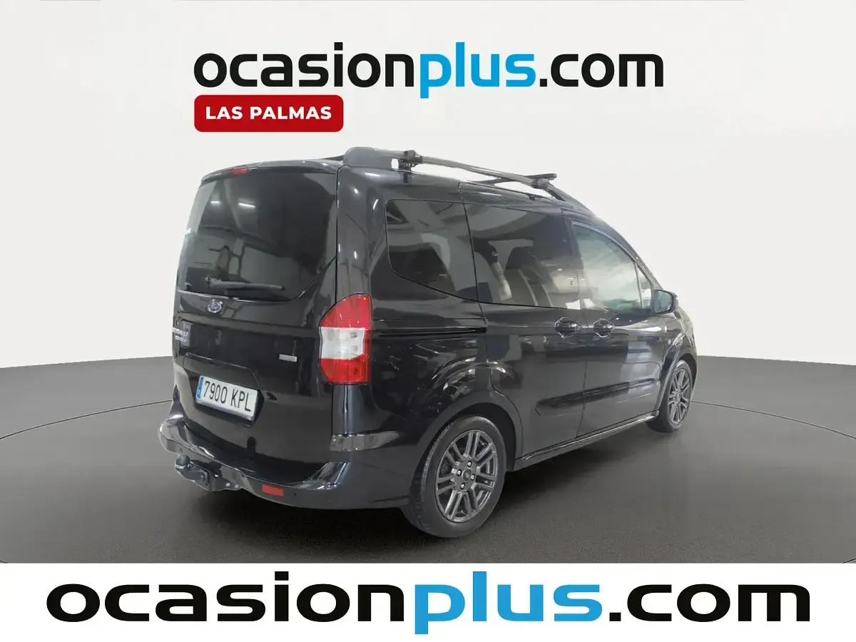 Usado Ford Tourneo Courier Sport 100 CV (73 kW) 2018 Negro Monovolumen