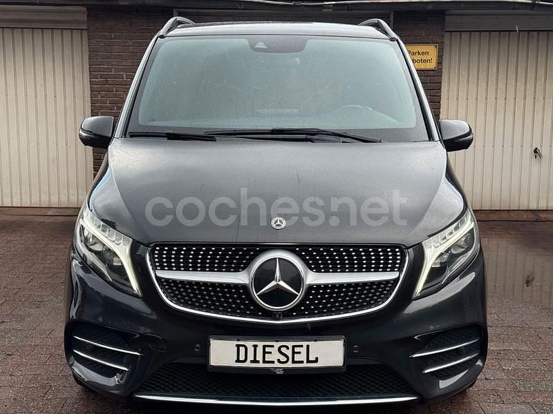 Käytetty Mercedes V300 Avantgarde 239 HP (175 kW) 2020 Musta Tila-auto