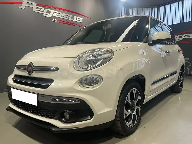 Usado Fiat 500L Lounge 95 CV (69 kW) 2018 Blanco Monovolumen