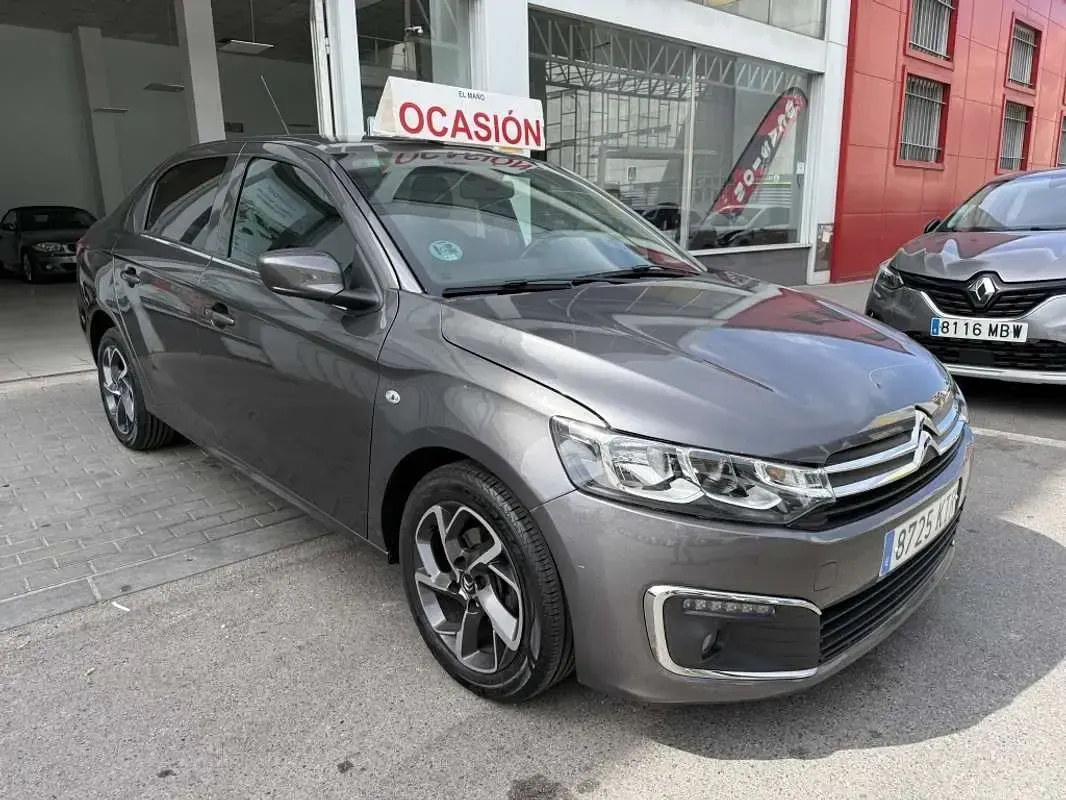 Usado Citroën C-Elysee I PureTech 82 CV (60 kW) 2019 Plateado Berlina