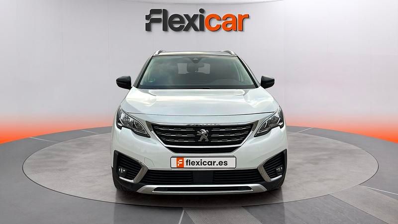 Usado Peugeot 5008 Allure 131 CV (96 kW) 2018 Blanco Monovolumen