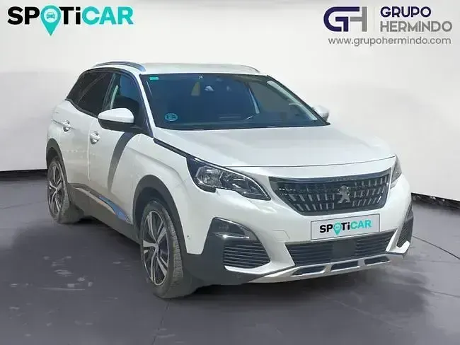 Usado Peugeot 3008 Allure 130 CV (95 kW) 2020 Blanco SUV