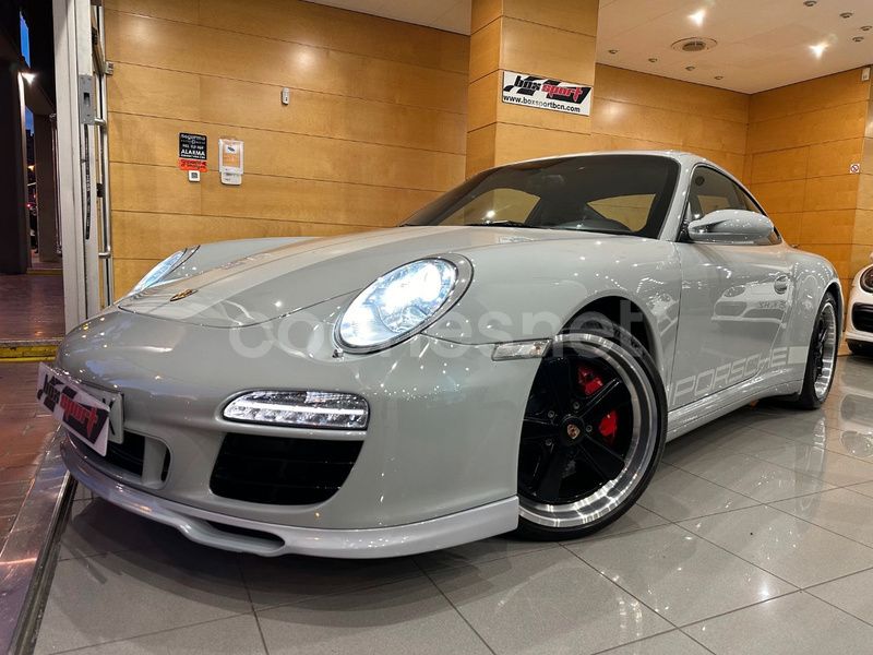 Gris Usado 2007 Porsche 911 Carrera 4S Sport Coupe | 59.900 € (Caro) - Imagen 1/4