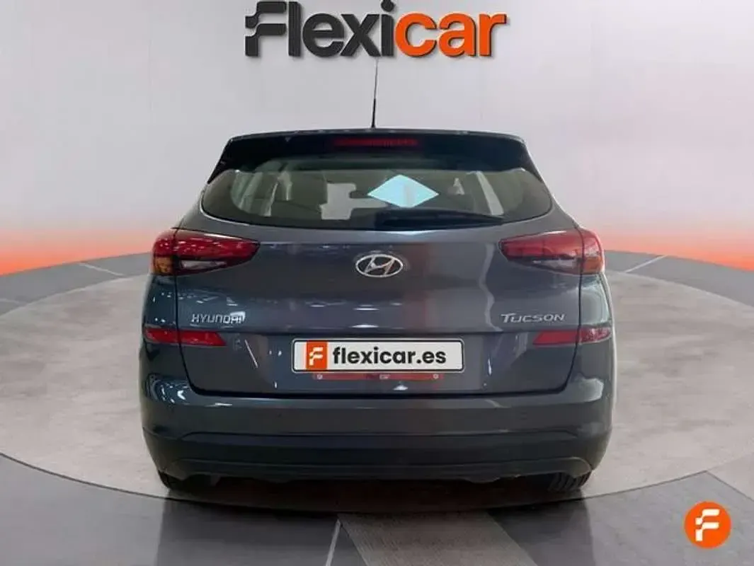 Usado Hyundai Tucson 132 CV (97 kW) 2020 Gris SUV