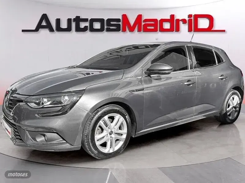 Usado Renault Mégane IV Life 95 CV (69 kW) 2020 Gris Berlina