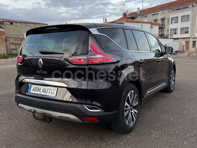 Usado Renault Espace Initiale 160 CV (117 kW) 2016 Violeta / lila Monovolumen
