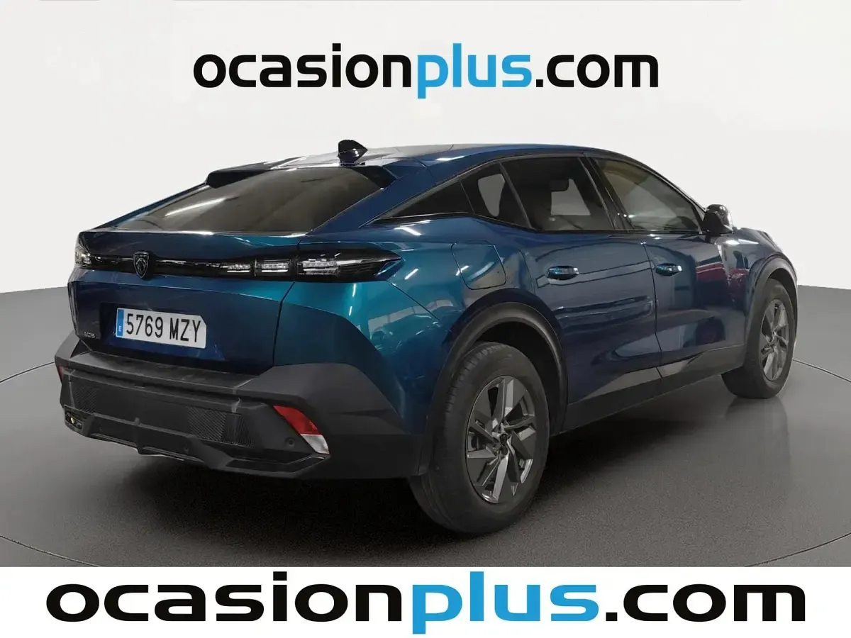 Usado Peugeot 408 Allure 145 CV (106 kW) 2025 Azul SUV