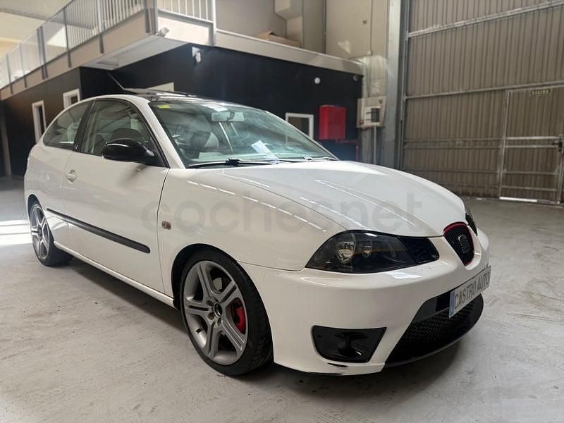 Usado Seat Ibiza FR 130 CV (95 kW) 2007 Blanco Utilitario
