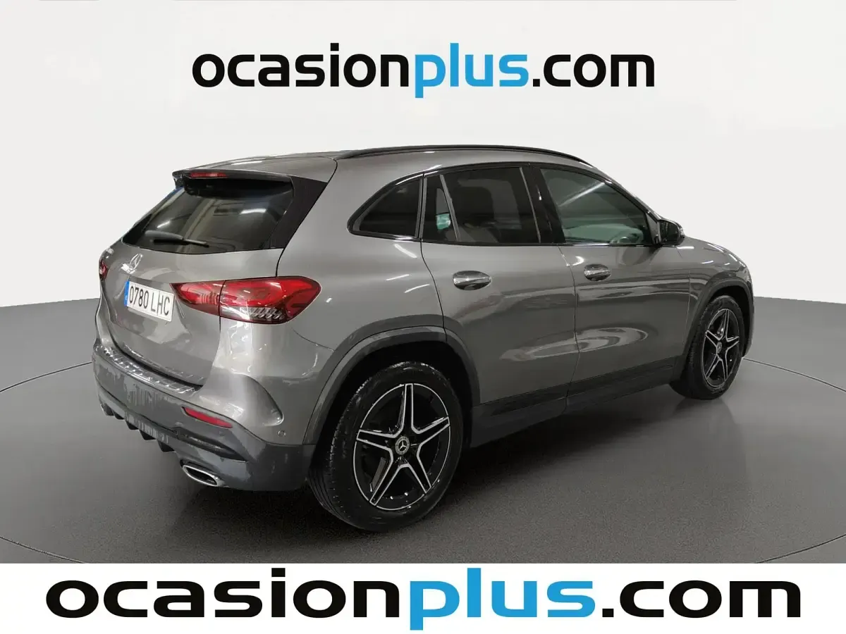 Usado Mercedes GLA200 AMG 150 CV (110 kW) 2020 Gris SUV