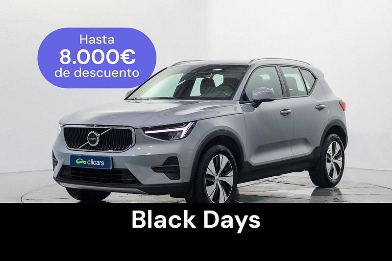 Gris / plata Usado 2025 Volvo XC40 Core SUV | 33.390 € - Imagen 1/4
