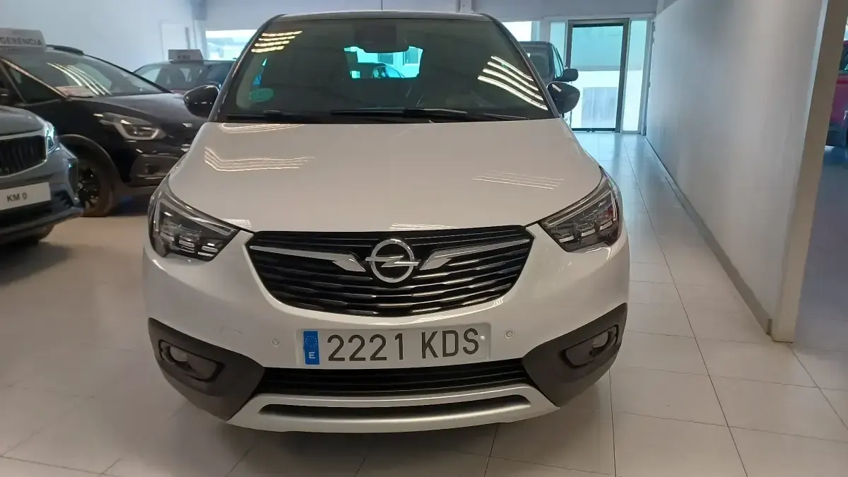 Usado Opel Crossland Ultimate 130 CV (95 kW) 2017 Otro SUV