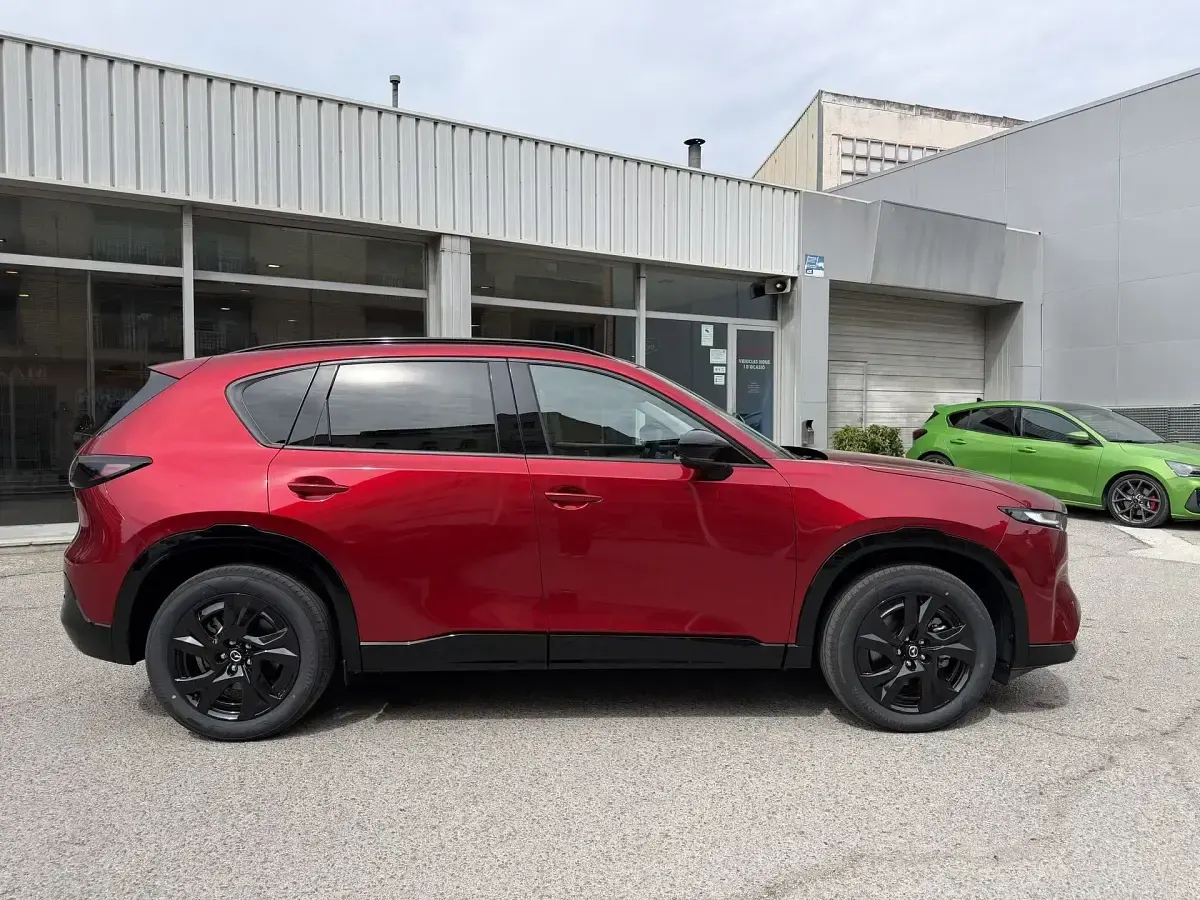 Käytetty Mazda CX-5 Homura-Line 141 HP (103 kW) 2026 Punainen Katumaasturi