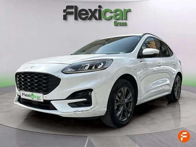 Usado Ford Kuga ST-Line 224 CV (164 kW) 2022 Blanco SUV