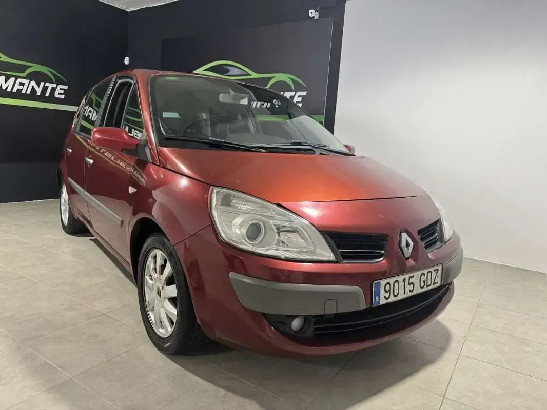 Usado Renault Grand Scénic II Business 106 CV (77 kW) 2008 Burdeos Monovolumen