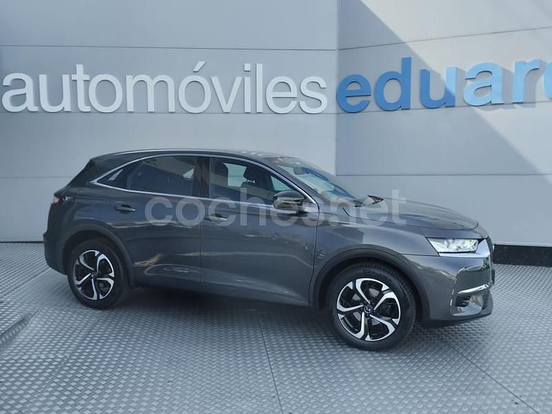 Gris / plata Usado 2021 DS Automobiles DS7 Crossback So Chic SUV | 20.500 € (Precio justo) - Imagen 1/4