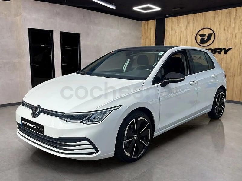 Usado VW Golf VIII Life 110 CV (80 kW) 2021 Blanco Berlina