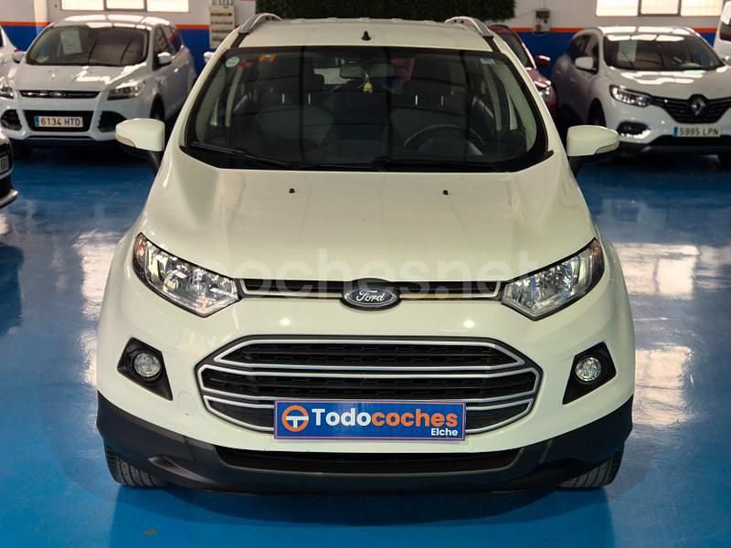 Usado Ford Ecosport Trend 112 CV (82 kW) 2017 Blanco SUV
