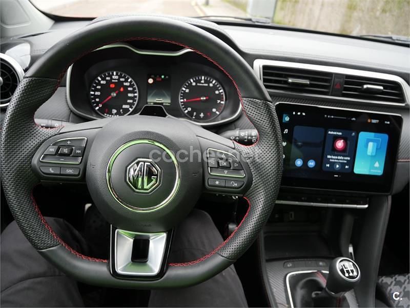 Usado MG ZS Comfort 106 CV (77 kW) 2024 Naranja SUV