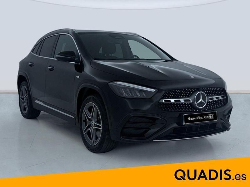 Usado Mercedes GLA250 218 CV (160 kW) 2025 Negro SUV