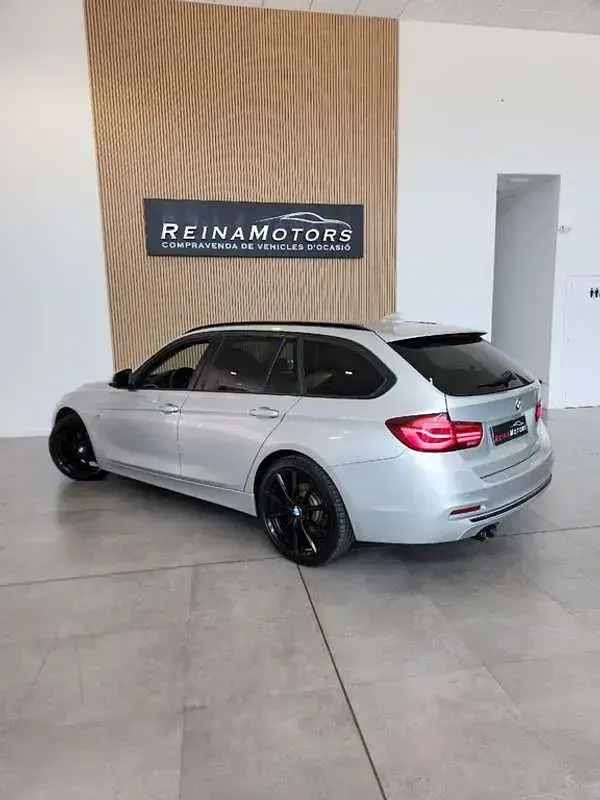 Usado BMW 320 Comfort Edition 190 CV (139 kW) 2018 Gris Familiar