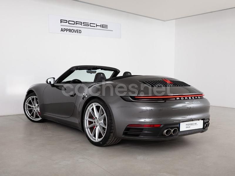 Usado Porsche 911 Carrera 4 Cabriolet 385 CV (283 kW) 2021 Gris / plata Descapotable