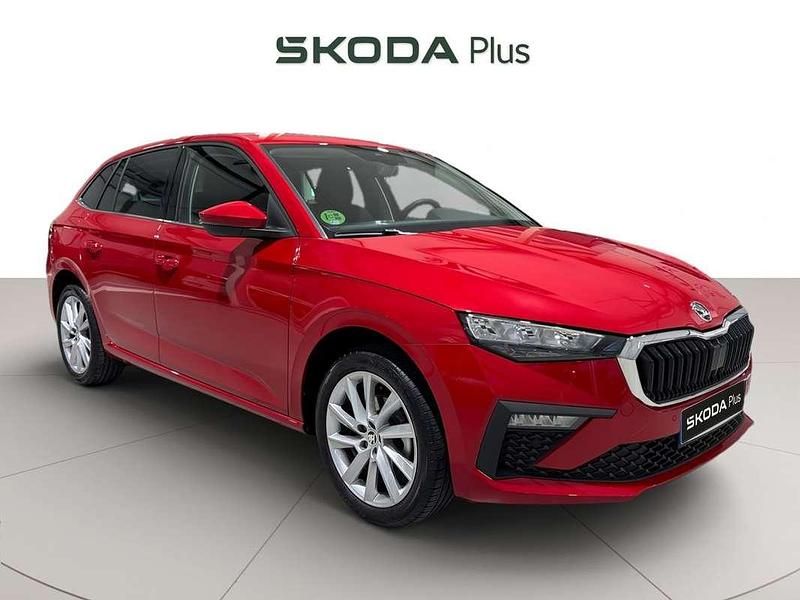 Rojo Usado 2024 Skoda Scala Selection Utilitario | 18.490 € (Precio justo) - Imagen 1/4