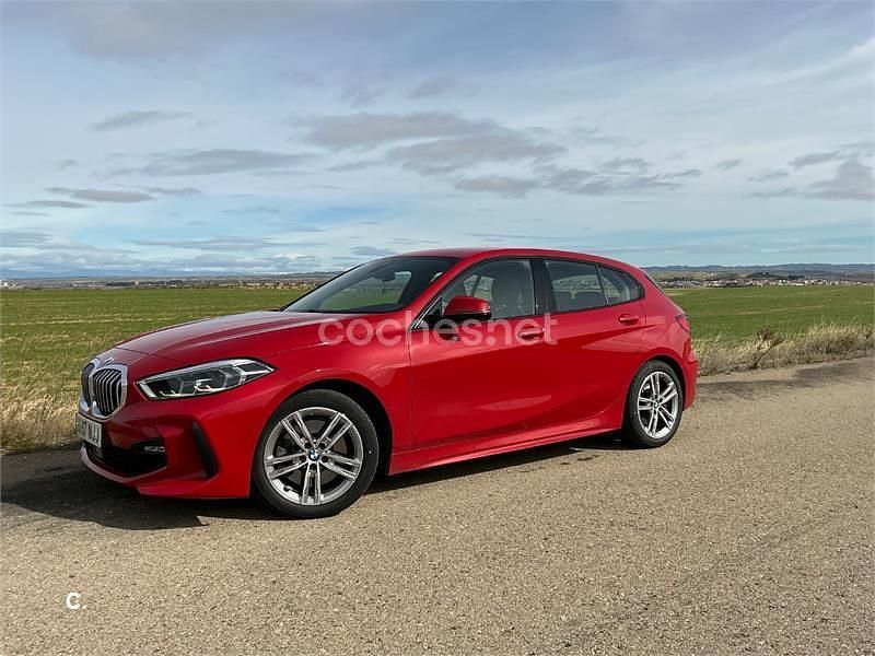 Usado BMW 120 Comfort Edition 190 CV (139 kW) 2021 Rojo Utilitario