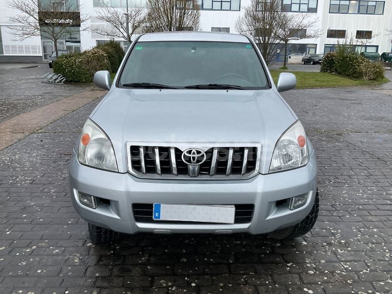 Usado Toyota Land Cruiser 163 CV (119 kW) 2004 Gris / plata SUV